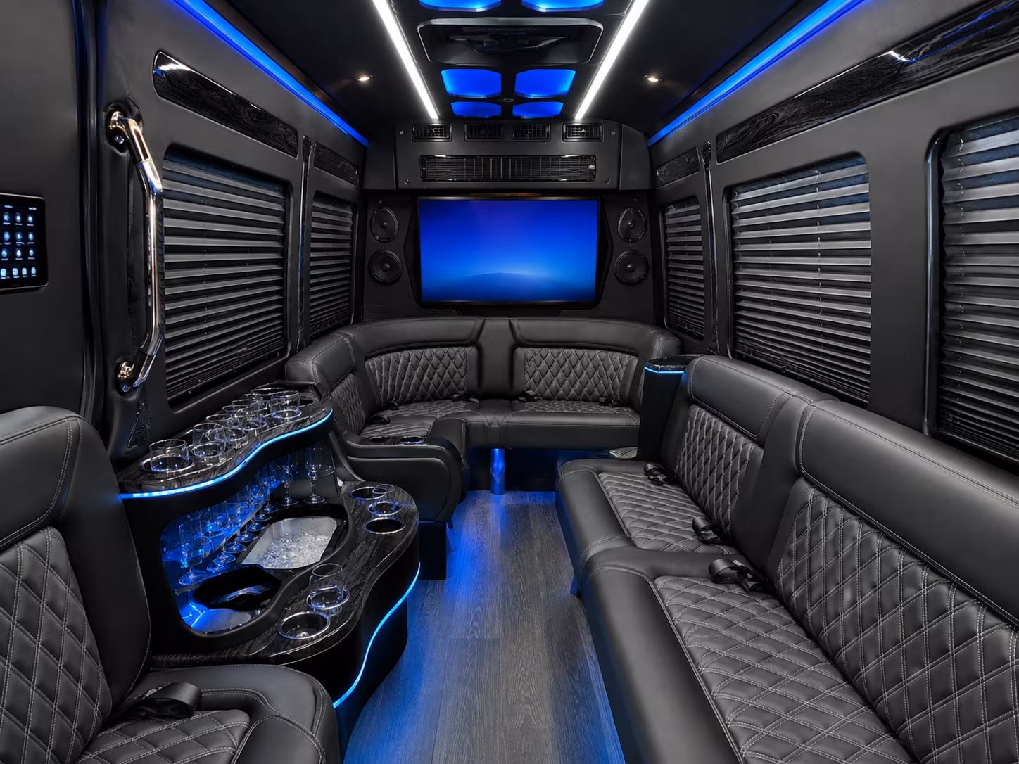 corporate event and conference buses serving moore businesses
