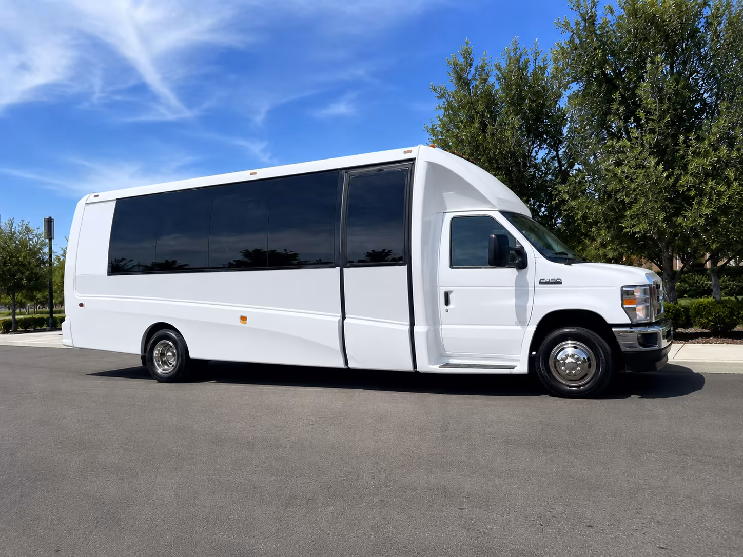 employee shuttle buses for moore and oklahoma city metro commuters