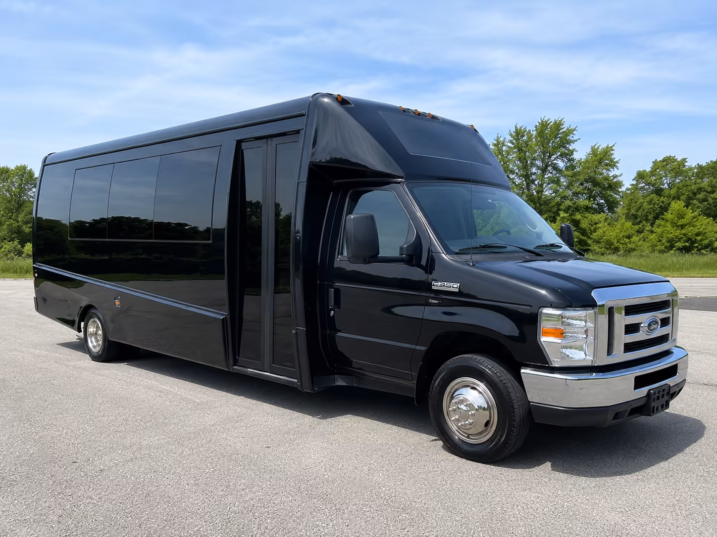 minibus rentals for smaller moore prom squads