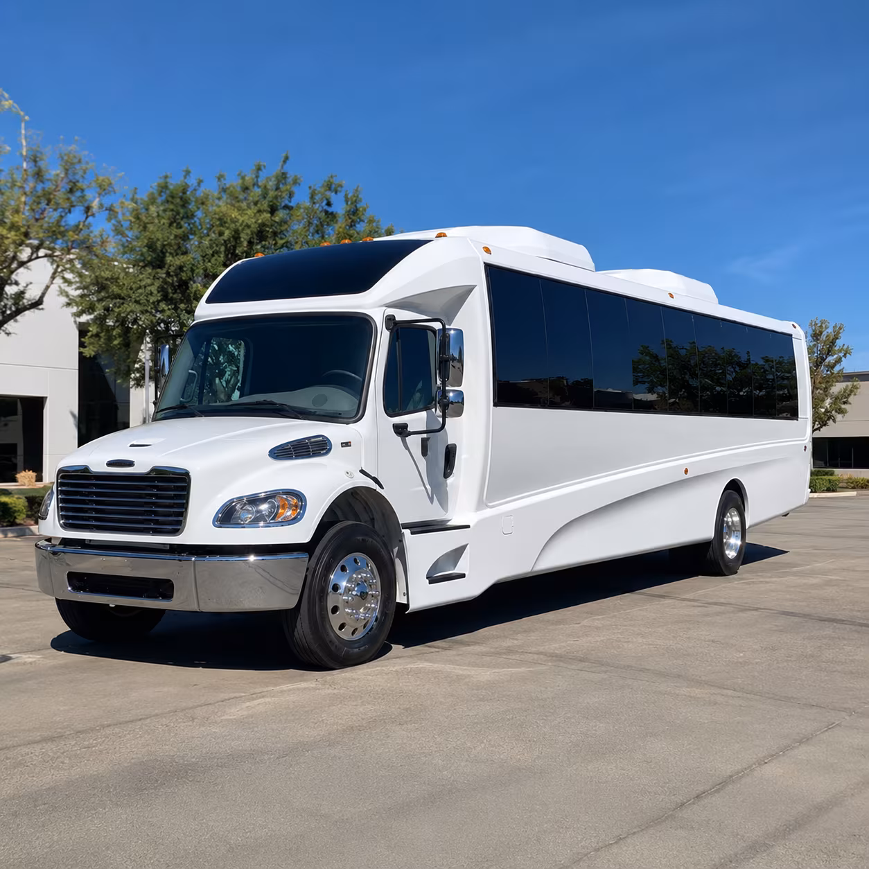 moore 25 passenger minibus