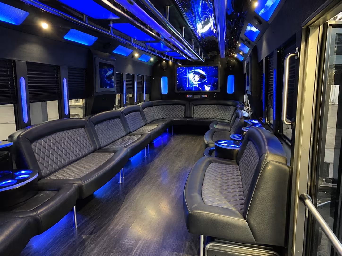 moore 28 passenger party bus interior