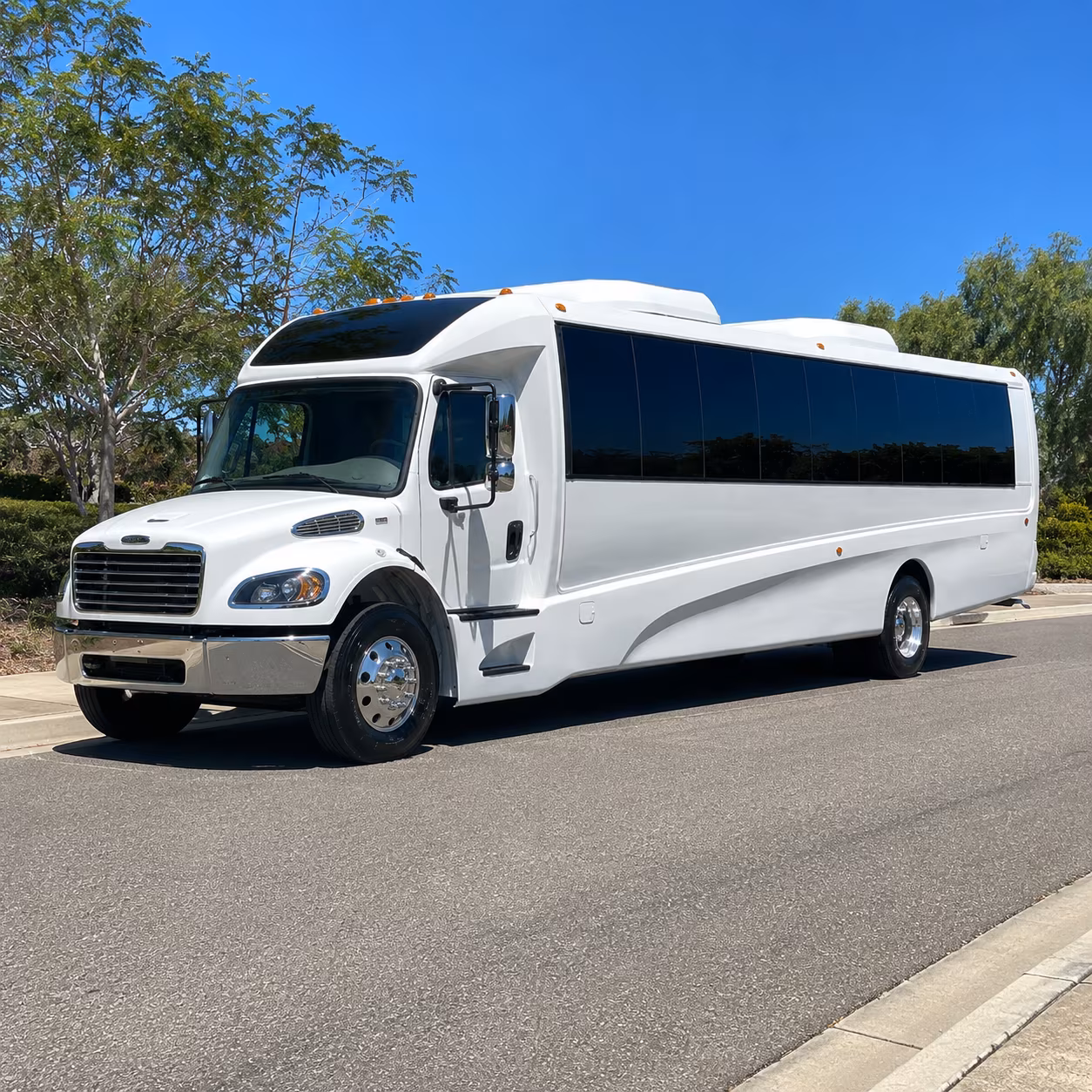 moore 35 passenger minibus