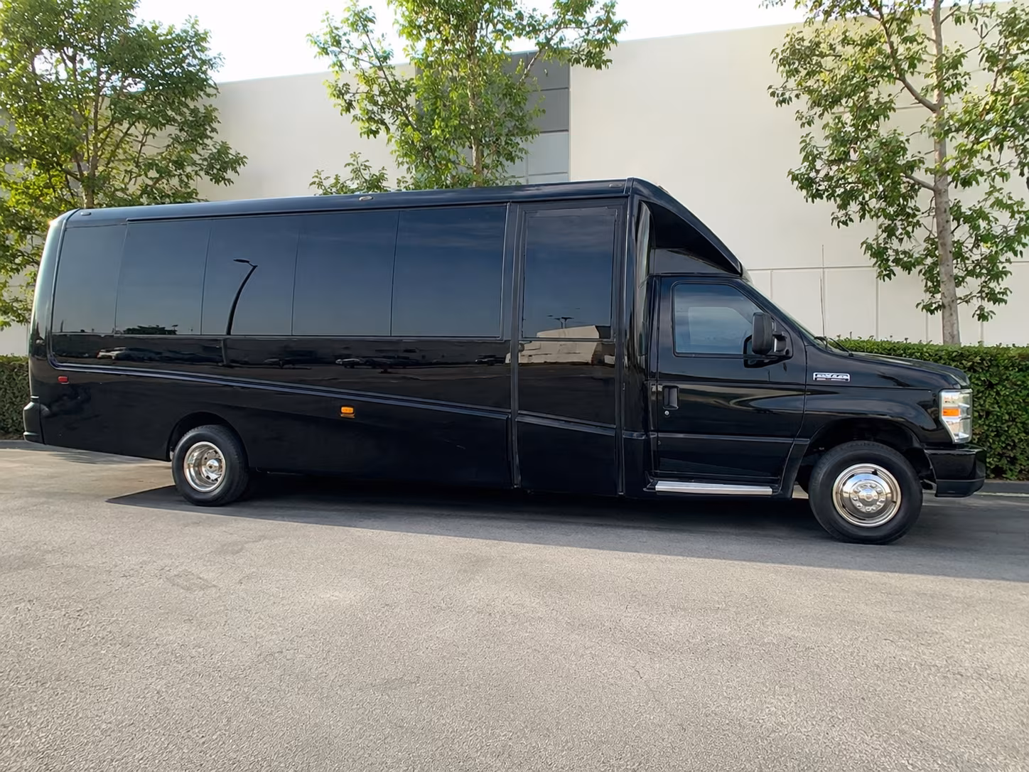 moore airport transportation onboard seating