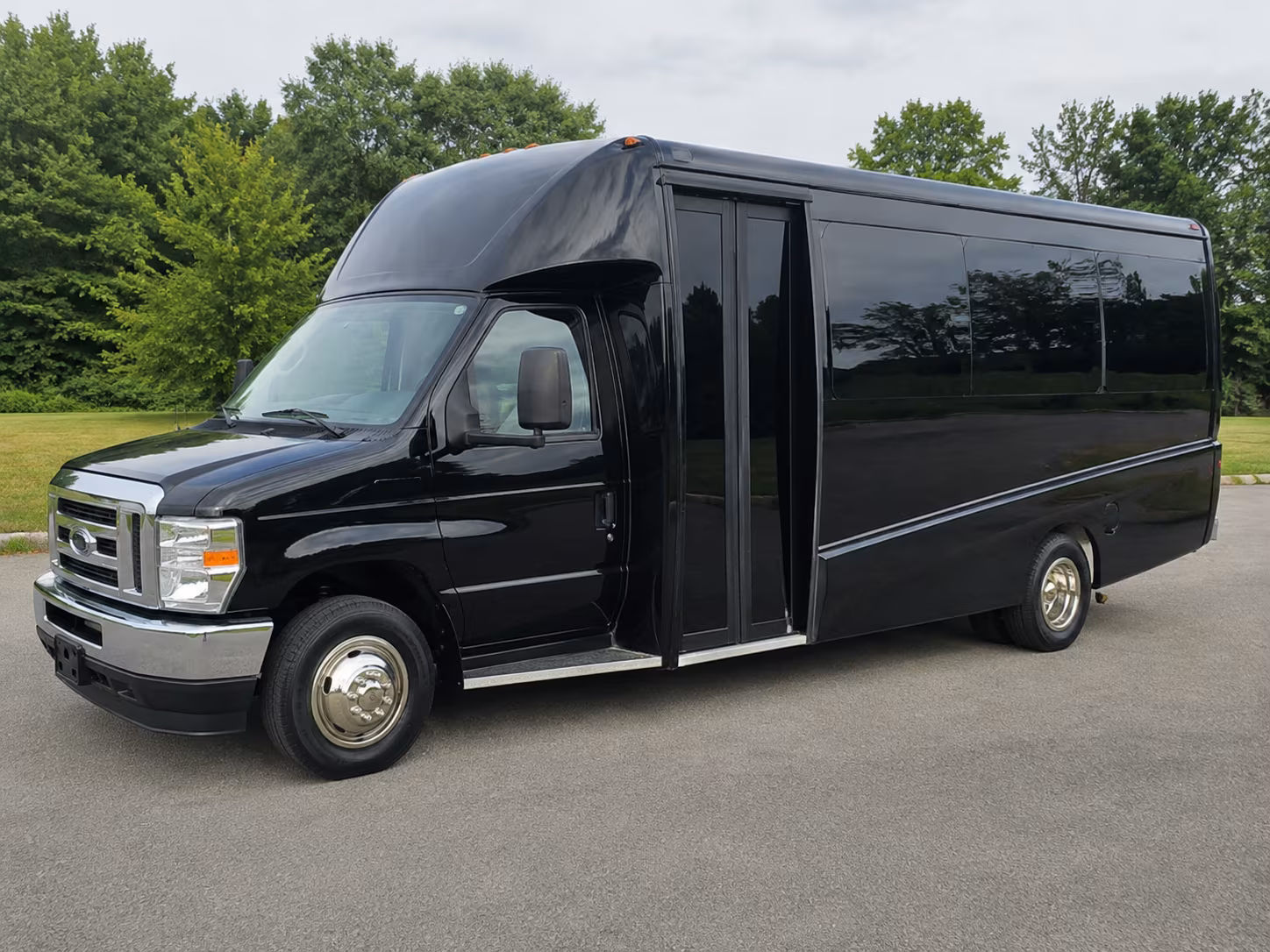 safe organized bus transportation for moore prom parents and schools